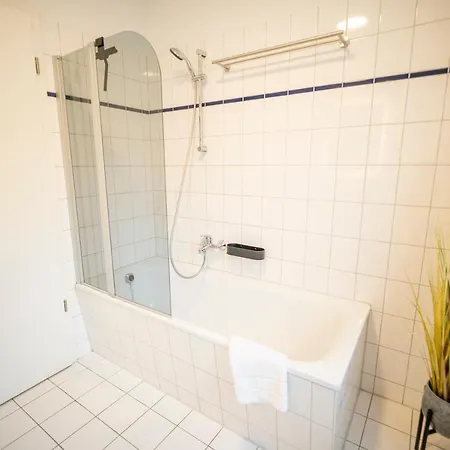 Lägenhet Rr - Modern 53qm - Balcony - Lift *